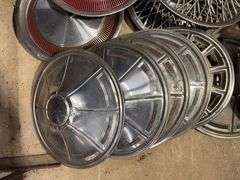15+ hubcaps - see photos - Chevy, Buick, and more