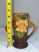 ROSEVILLE WATER LILLY POTTERY VASE 72-6