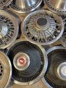 15+ hubcaps - see photos - Chevy, Pontiac, and more