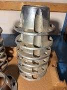 (17) Ford hub cap covers