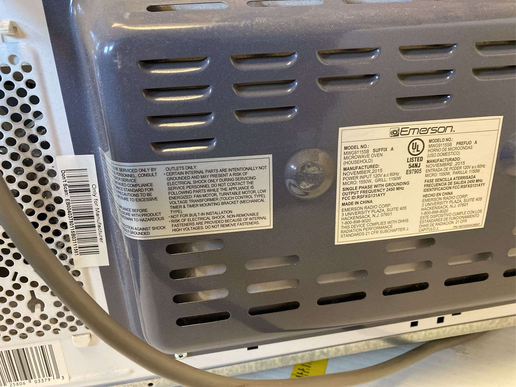 Emerson 1100 watt Microwave