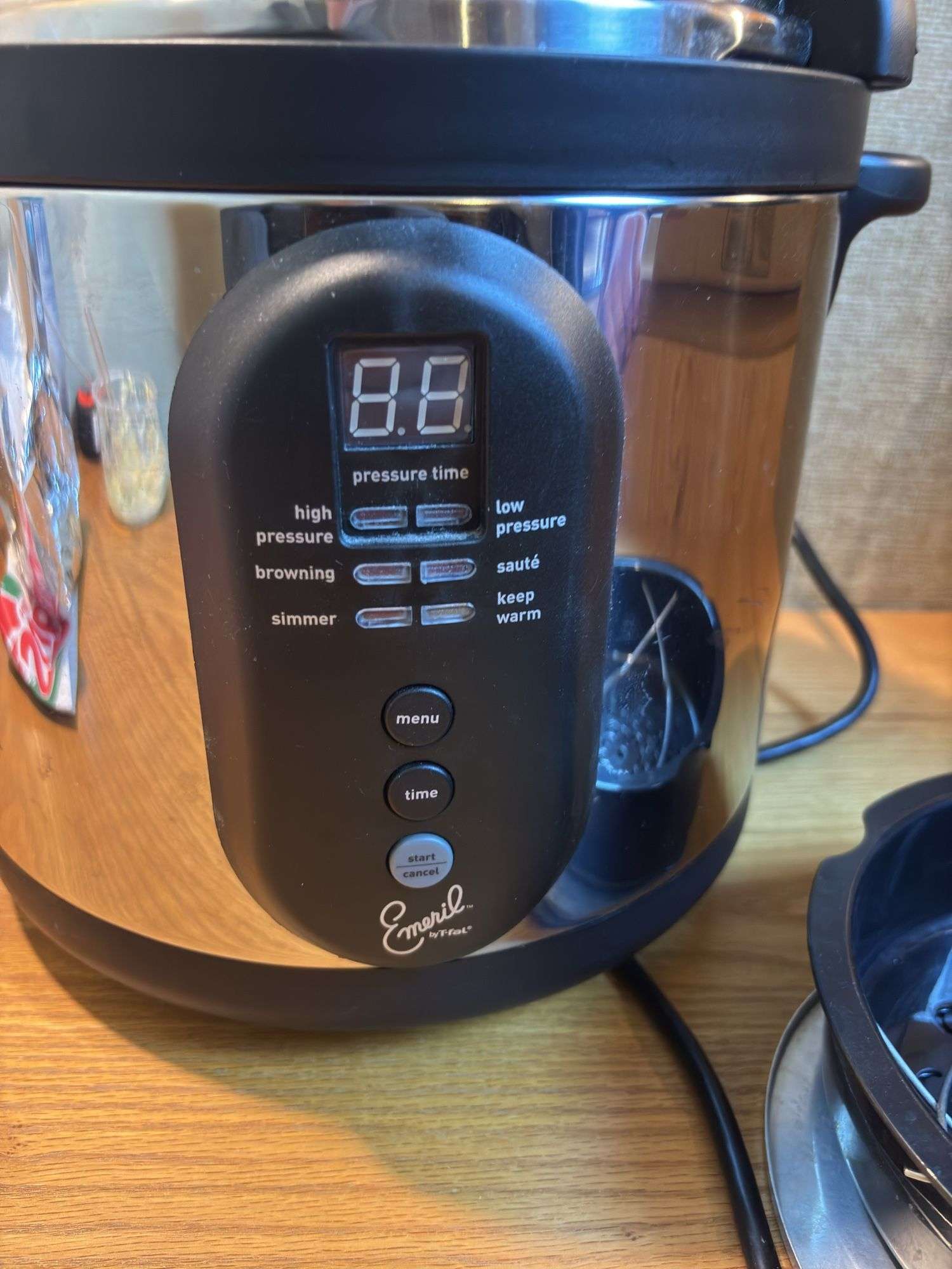 Emeril Pressure Instapot Cooker