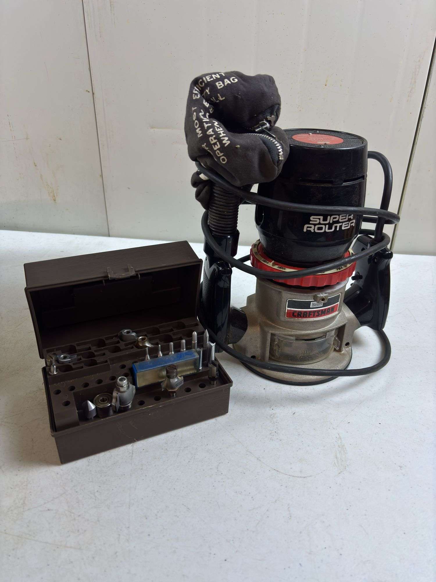 Craftsman Router w/ bits