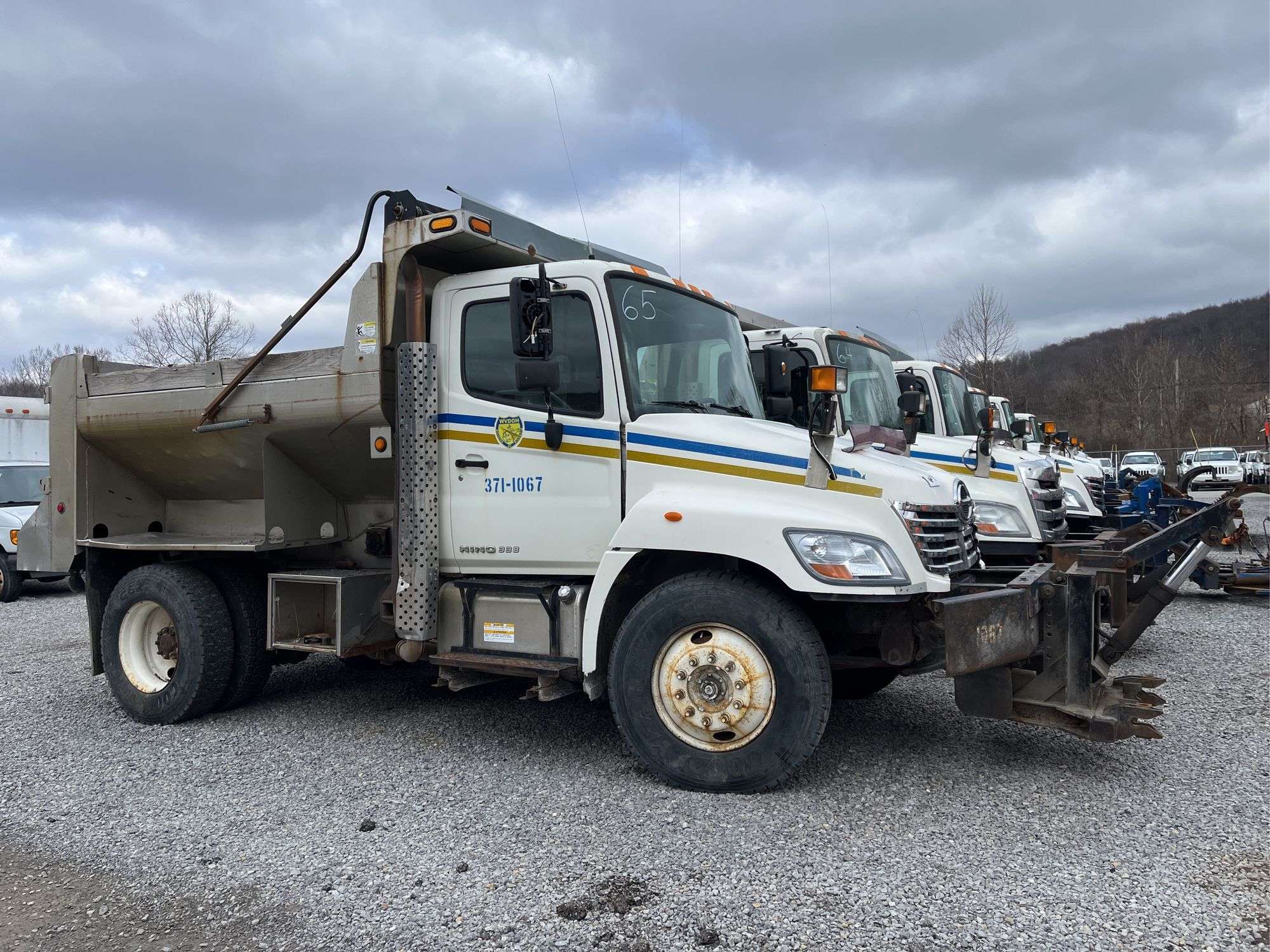 2010 Hino 338 Single Axle Dump Truck Vin# 5PVNV8JG3A4S50067