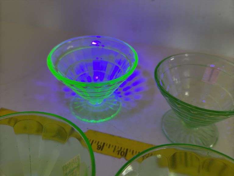 (8) Vintage Uranium Glass Dessert Cups