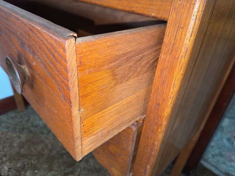 Vintage 2 Drawer Dresser