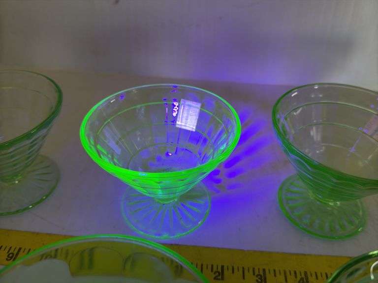 (8) Vintage Uranium Glass Dessert Cups