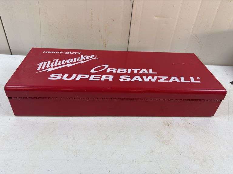 Milwaukee sawzall w/ metal box