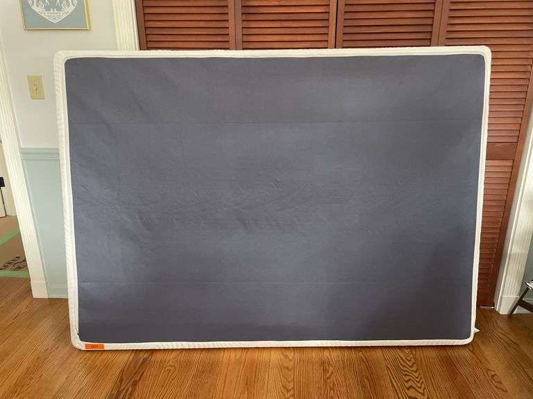 Brand new 4-inch wood box spring, full-size
