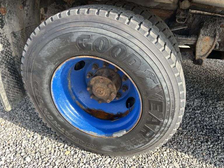 2010 Hino 338 Single Axle Dump Truck Vin# 5PVNV8JG2A4S50142