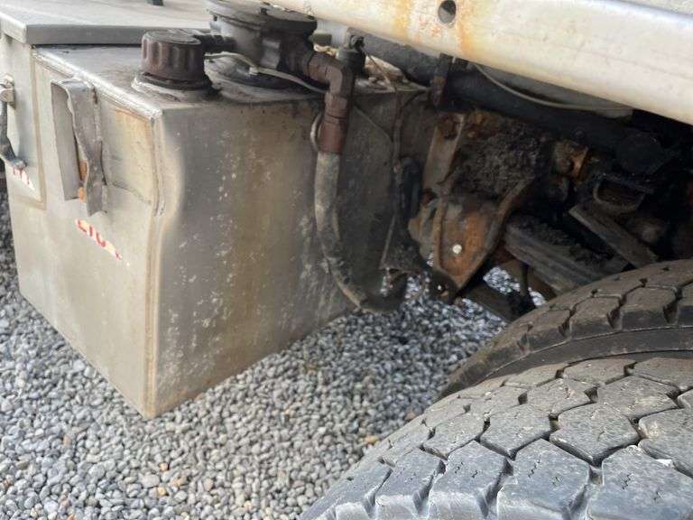 2010 Hino 338 Single Axle Dump Truck Vin# 5PVNV8JG2A4S50142