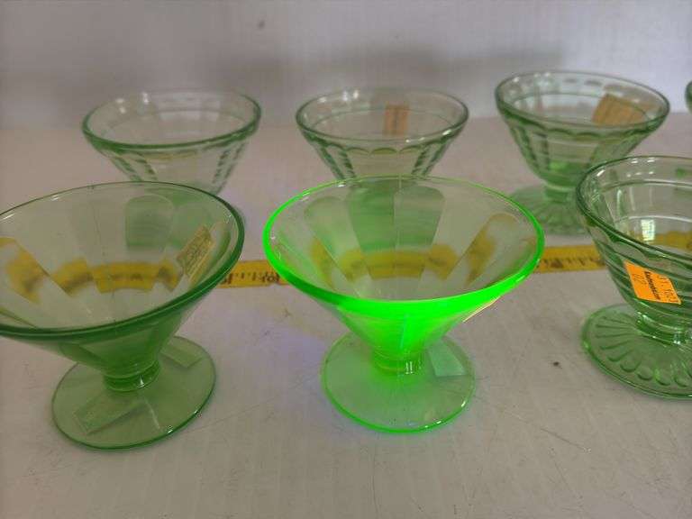 (8) Vintage Uranium Glass Dessert Cups