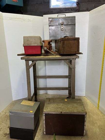 Containers, Bench Vice, Table/Cart