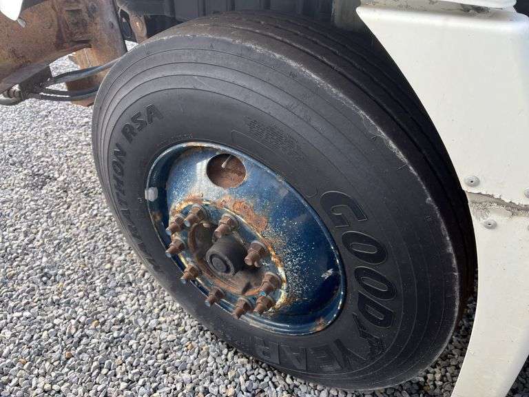 2010 Hino 338 Single Axle Dump Truck Vin# 5PVNV8JG2A4S50142