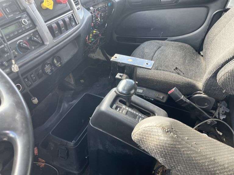 2010 Hino 338 Single Axle Dump Truck Vin# 5PVNV8JG2A4S50142