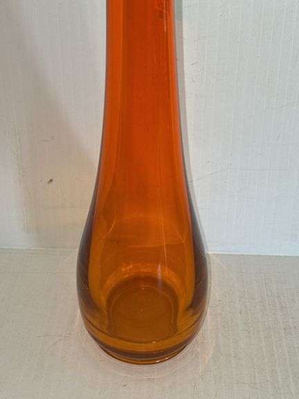 Vintage Mid-Century L.E. Smith Amberina Swung Glass Vase