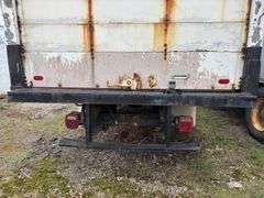 2000 Freightliner FL70 Box Truck
