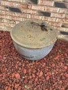 Bucket w/water Hose