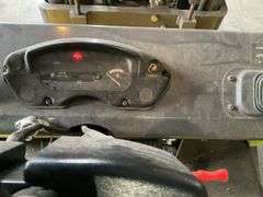 Clark CMC13 Forklift