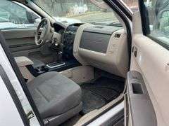 2010 Ford Escape 4WD Vin# 1FMCU9C73AKC89911