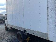 2004 Ford E-350 Box Truck Vin# 1FDWE35L25HA19024