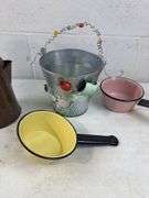 Graniteware/ Tin bucket