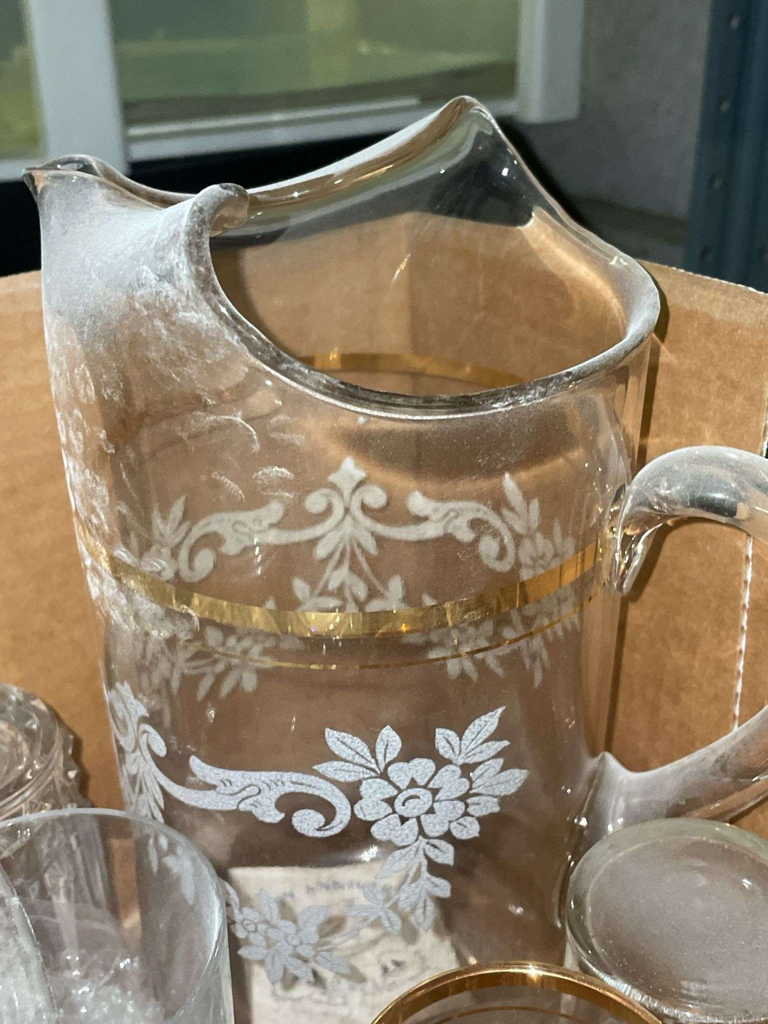 DRINKING GLASSES, PITCHER, SERVING DISH