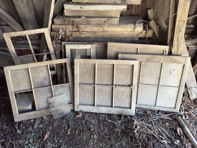 Lot of Vintage Windows