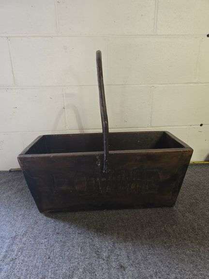 POMME PRIMITIVE WOODEN CARRIER