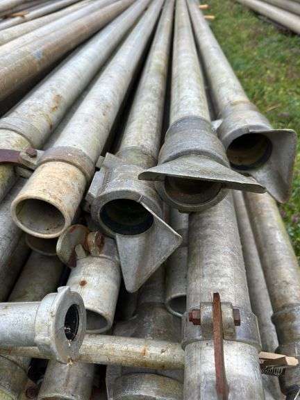 45 Aluminum irrigation pipes 3” x 30’ includes sprinkler attachments
