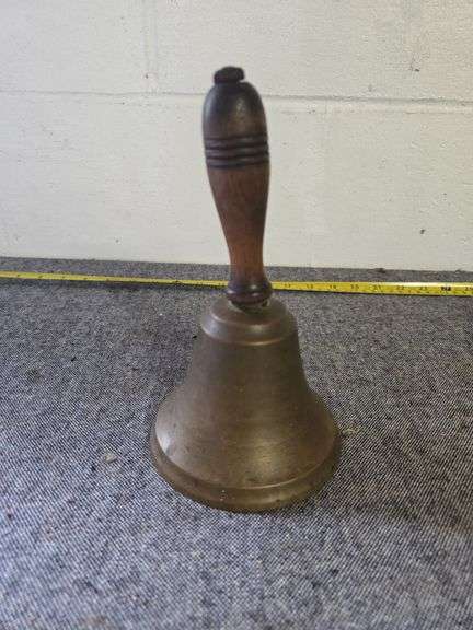 BRASS TEACHER'S BELL 8" TALL HANDLE IS A LITTLE LOOSE