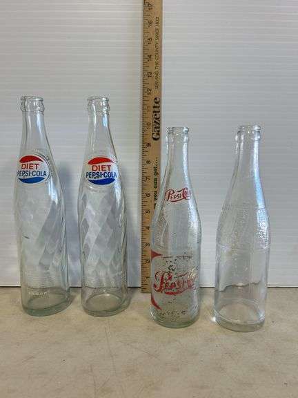 (2) Diet Pepsi Bottles & (2) Antique Pepsi Bottles