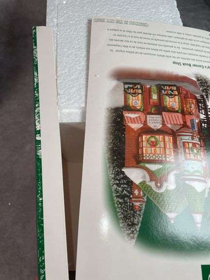 DEPT 56 CHRISTMAS VILLAGE BUTTER TUB BARN AND JENNY'S CORNER BOOK SHOP
