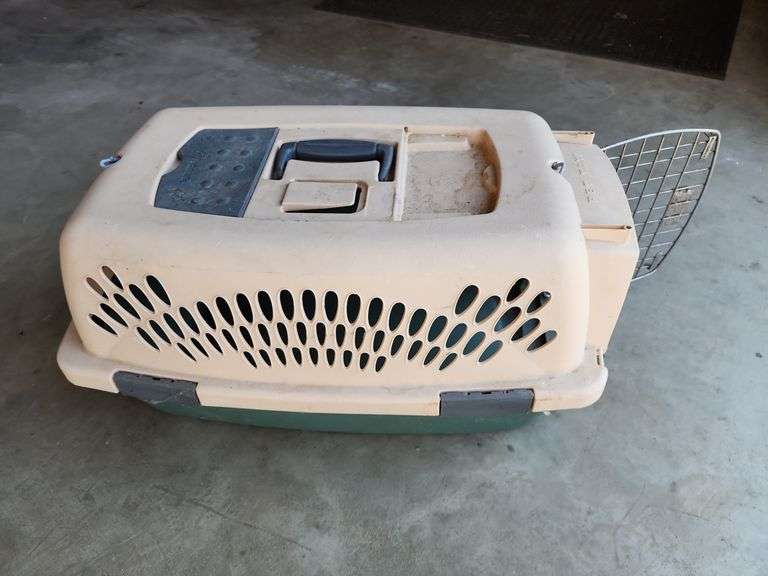 Pet carrier