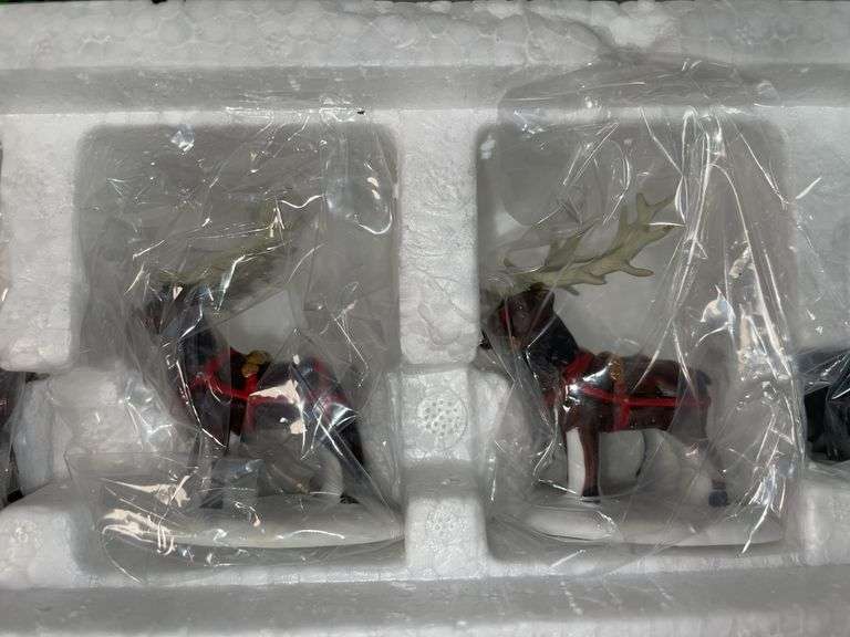 DEPT 56 CHRISTMAS VILLAGE ACCESSORIES