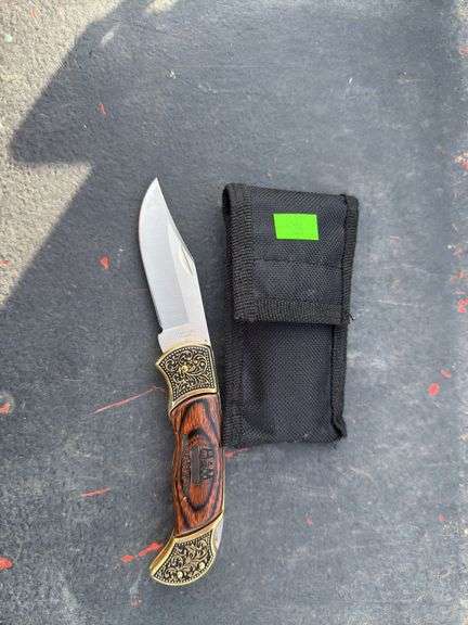Buck Pocket Knife with sheath