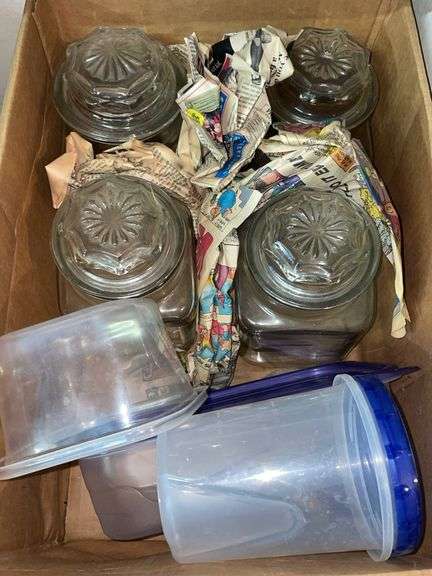 VINTAGE CANDY JARS (4)