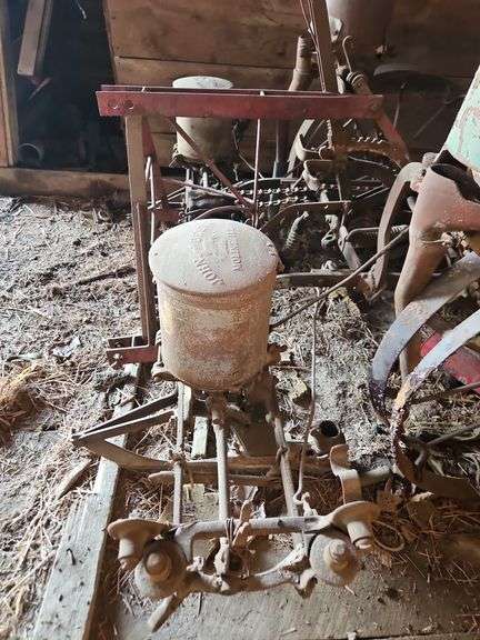 Vintage John Deere Seeder