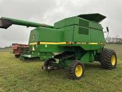 John Deere SideHill 9500 combine