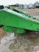 6 row John Deere 643 Corn head
