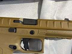 Beretta PB 9x19  Handgun with extra clip and case