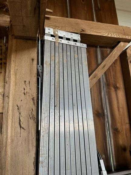 ALUMINUM EXPANDABLE PLANK.