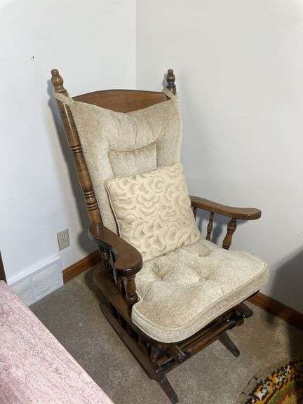 Wooden rocking chair w/ cushion