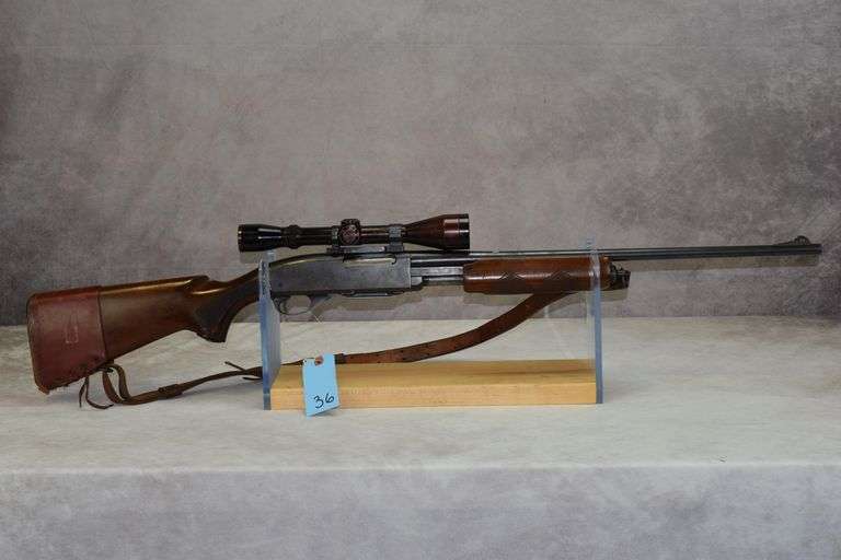 Remington  Mod 760  Cal .300 Savage  Leupold 3-9x Scope
