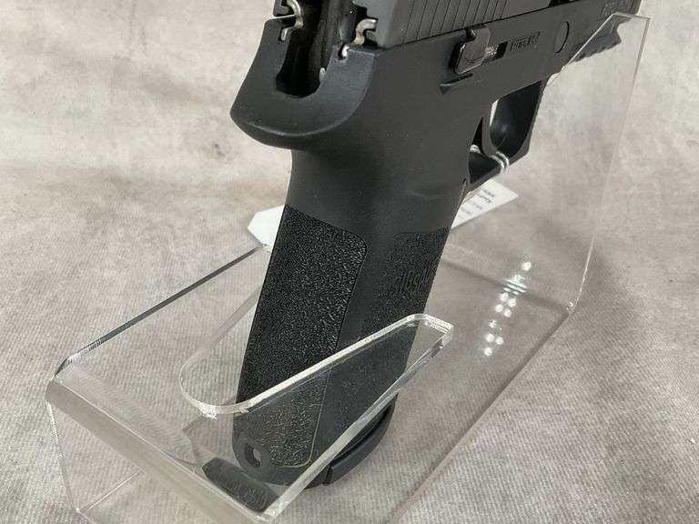 Sig Sauer P250 9mm Serial#EAK110462