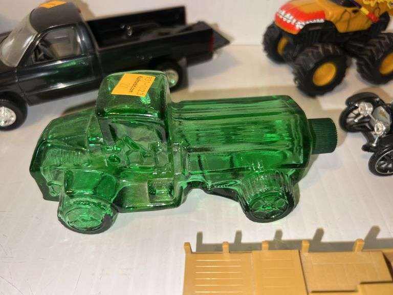 Collector Die Cast, Glass, Plastic Cars