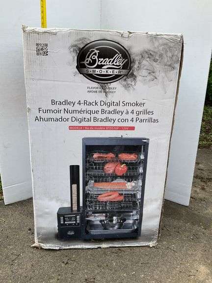 Bradley 4 Rack Digital Smoker "New"