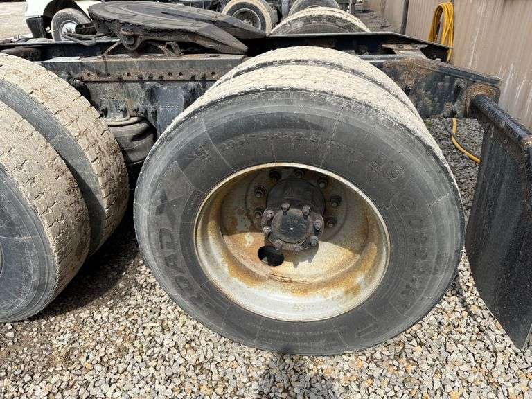2016 Freightliner - runs good