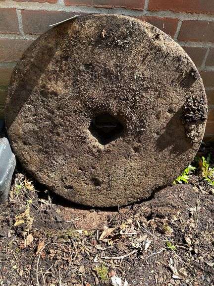 VINTAGE GRINDING STONE