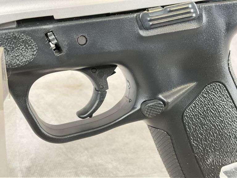 Smith & Wesson SD9 VE 9mm Serial#HEN8088
